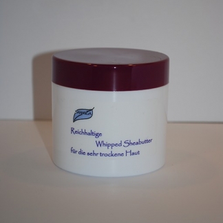 Reichhaltige whipped Sheabutter
